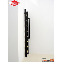 Raumspartreppe Strong an Wand geklappt mit 8 Stufen aus Fichte für eine senkrechte Höhe bis 199 cm. Treppenbreite 36,5 cm, Metallteile pulverbeschichtet schwarz